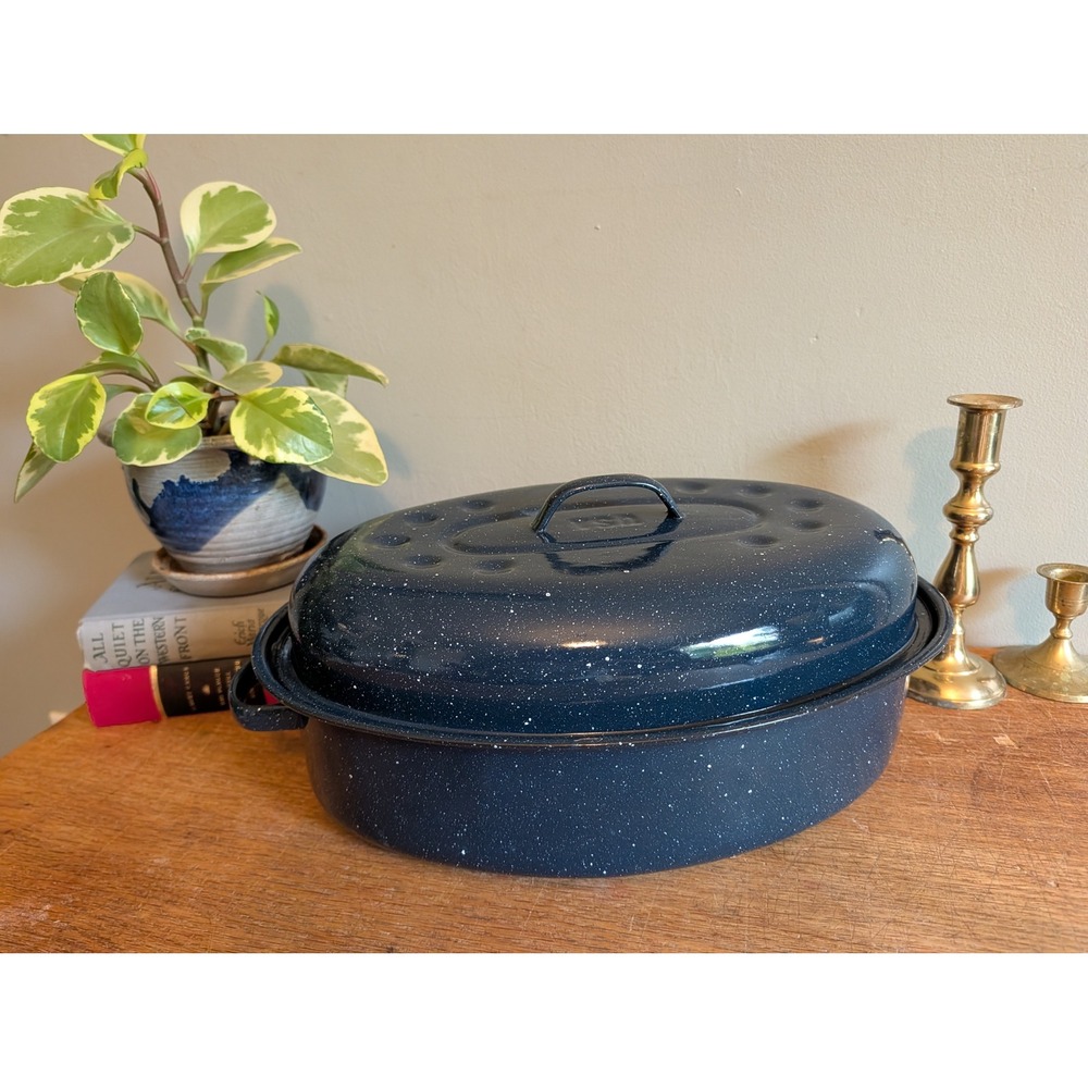 Vintage USA Blue Speckled Enamelware Oval Roasting Pan with Lid Granite Ware